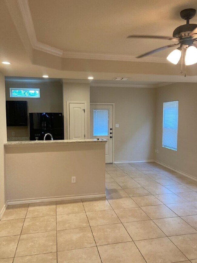 Photo - 7030 Lakeview Dr. Unit 7030 Lakeview #102