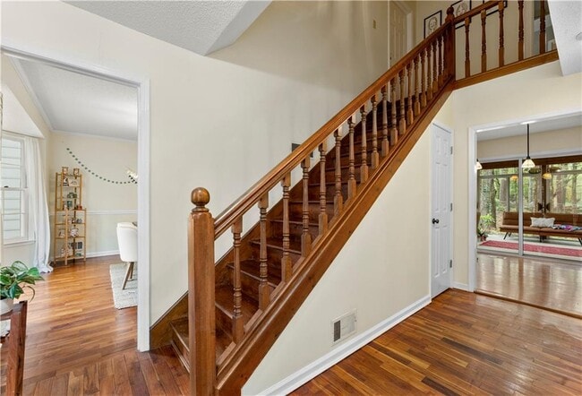 Photo - 170 Arrowood Ln