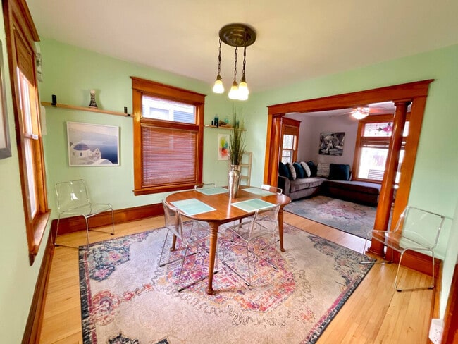 Photo - 1391 Thomas Ave W Unidad ID1353282P