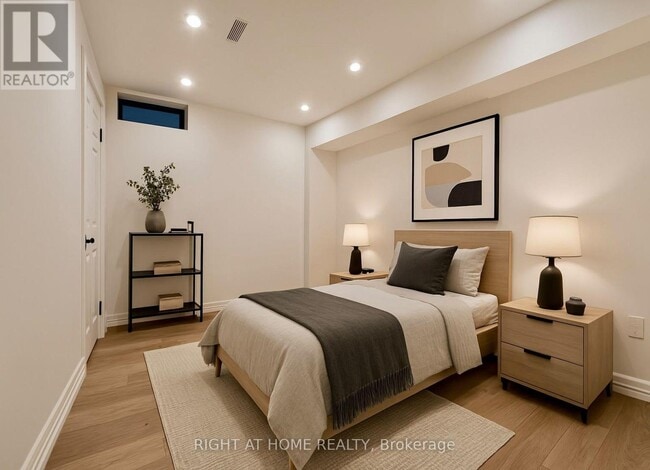 Photo - 99 Ascalon Dr