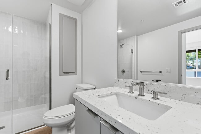 Solaris Encinitas
