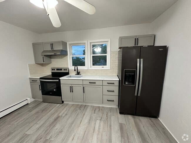 Building Photo - 172 East St Unit 1 Rental