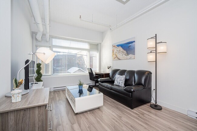 Photo - 6552 Av. De Chateaubriand Unit ID1261771P