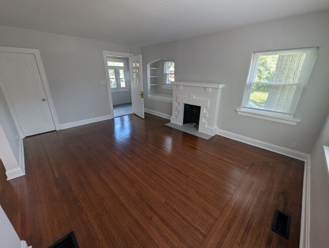 Photo - Beautifully renovated 2 bedroom house with new kitchen, bathroom and 2 car garage.