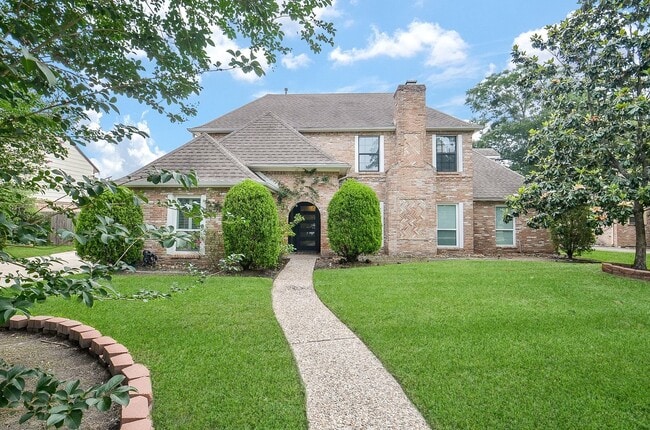 Building Photo - 15614 Dawnbrook Dr