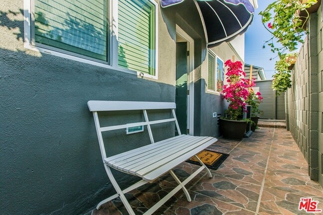 Photo - 4407 Irvine Ave