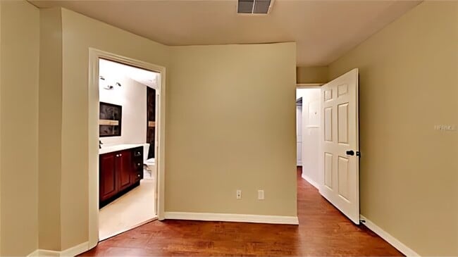 Baño - 637 Greencove Ter Unidad 139