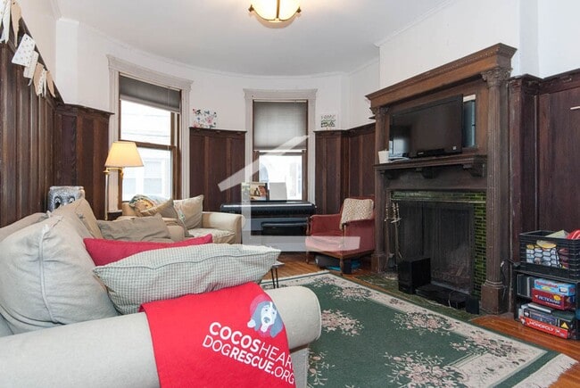 Photo - Nice, Affordable Brighton 5 Bed/2 Bath right off Beacon St for 9/1.  NO BROKER FEE!!!
