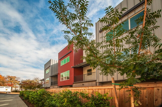Photo - 0632 - The Boardwalk Townhomes