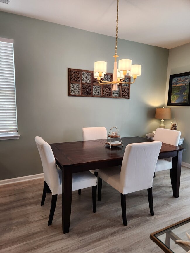 Photo - 752 Flowering Br Ave