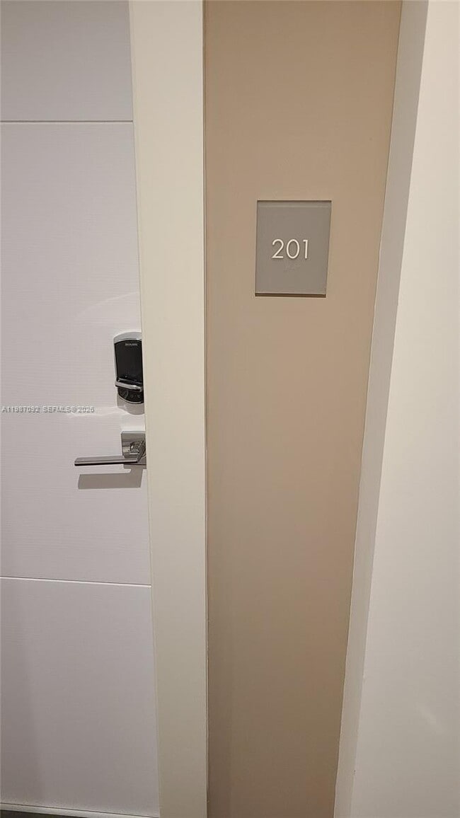 Building Photo - 2000 Metropica Wy Unit 201