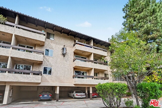 Photo - 2700 Cahuenga Blvd Unit 1203