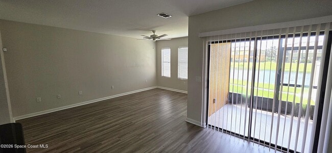 Photo - 1390 Lara Cir