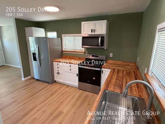Photo - 205 Solley Dr