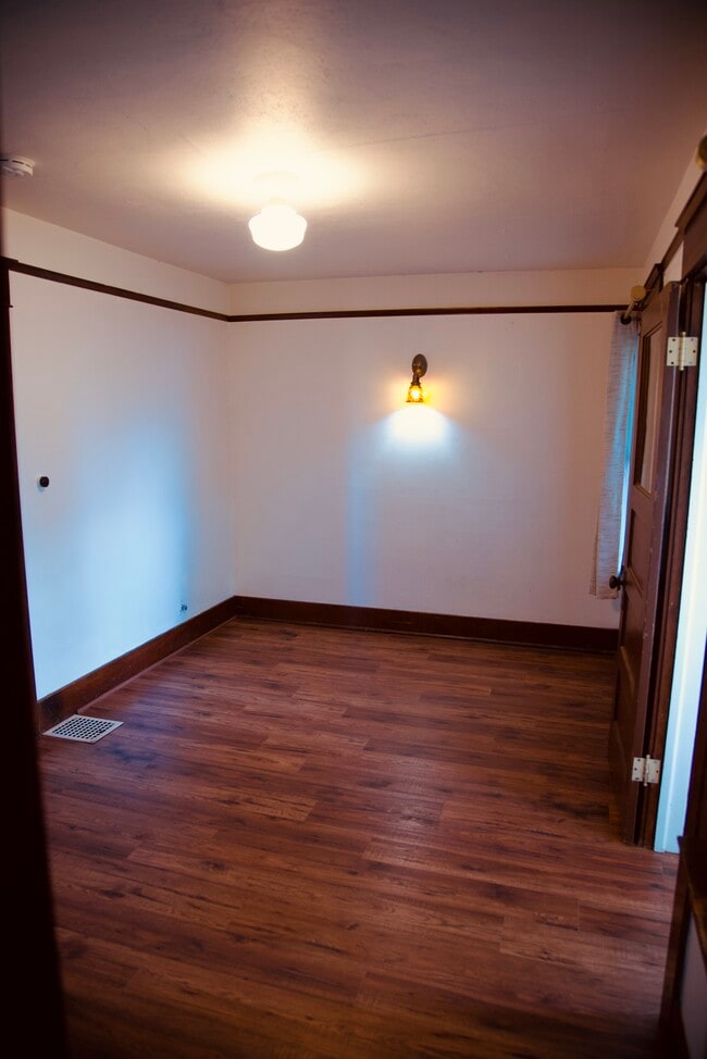 main house bedroom