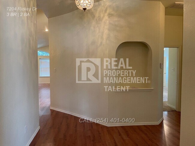 Photo - 7204 Rickey Dr