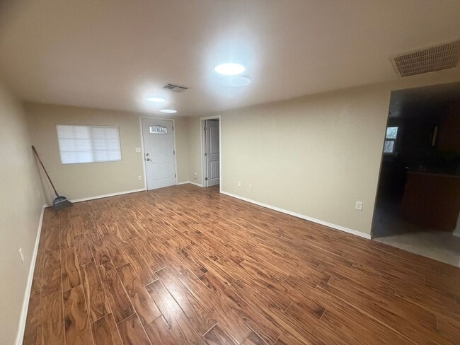 Photo - 3 Bed 2 Bath Home