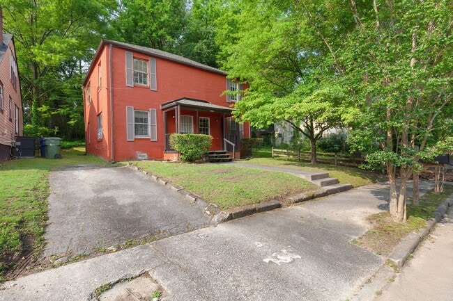 Photo - Spacious 3bd/2ba On Quiet Street Minutes From Atlanta BeltLine and I-20/75/85!