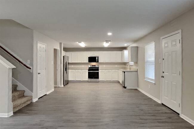 Photo - 6110 Wilcox Point Dr