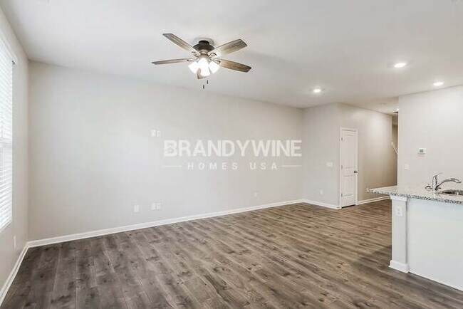 Photo - 1053 Woodbridge Blvd