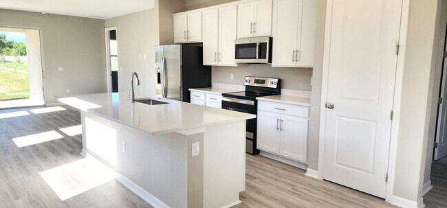 Photo - 932 Blue Creek Dr