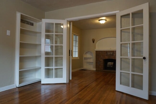 Photo - Bungalow/Office 2 Bedroom 2 Bath