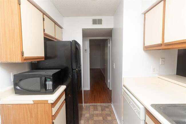 Photo - 1229 SW 46th Ave Condominio Unidad 414