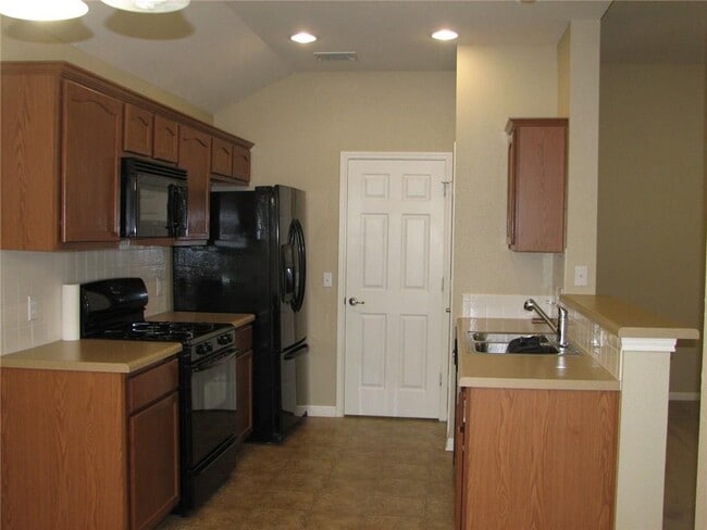 Photo - 123 Bayliss St