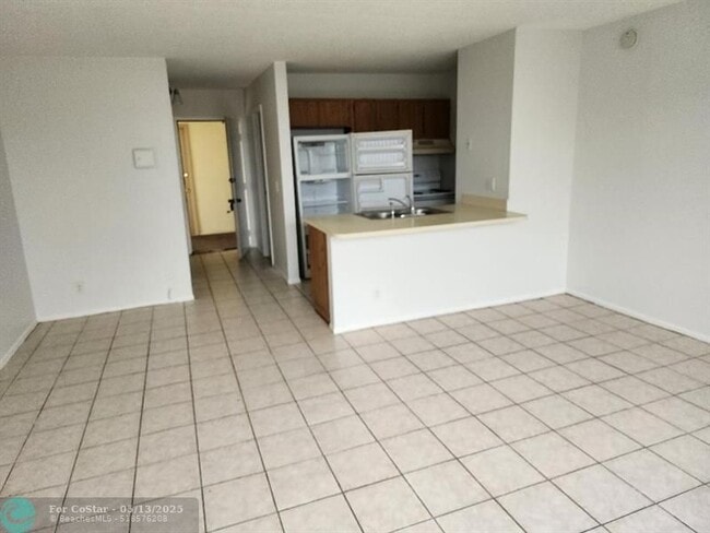 Photo - 2501 Riverside Dr Condo Unit 502