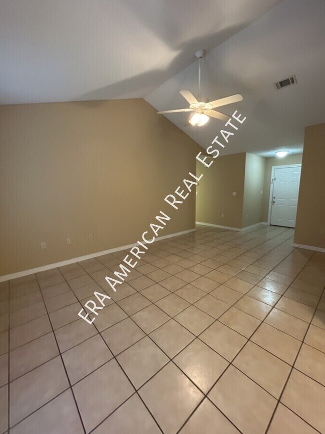 Photo - 2455 Starmount Dr