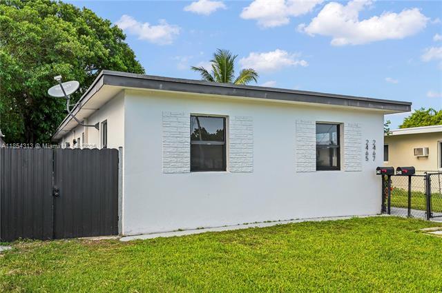 Photo - 2465 NW 35th St