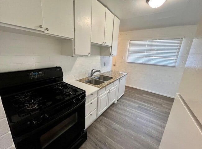 1403 N French St