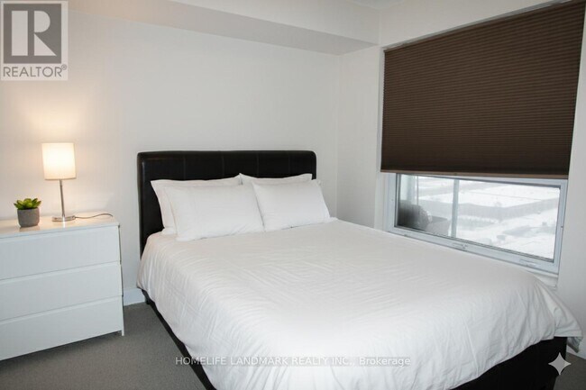 Photo - 135 Village Green Square Unit 1215