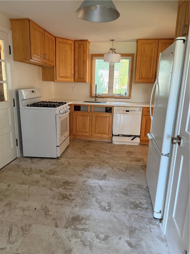 61 Fernboro Rd