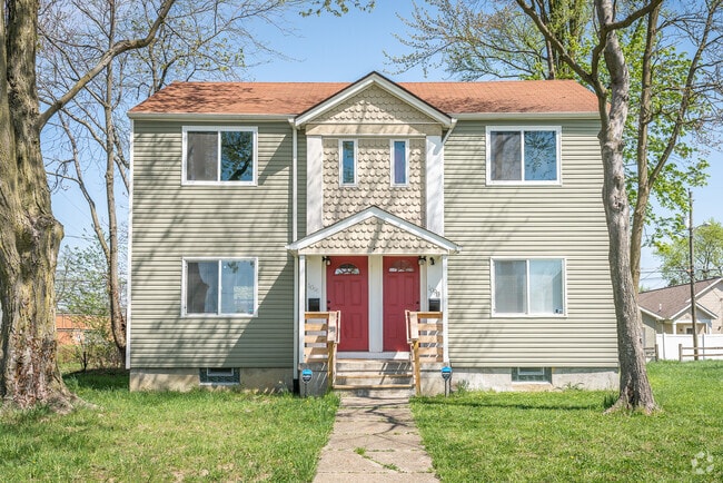 Building Photo - 1098 E 22nd Ave Rental