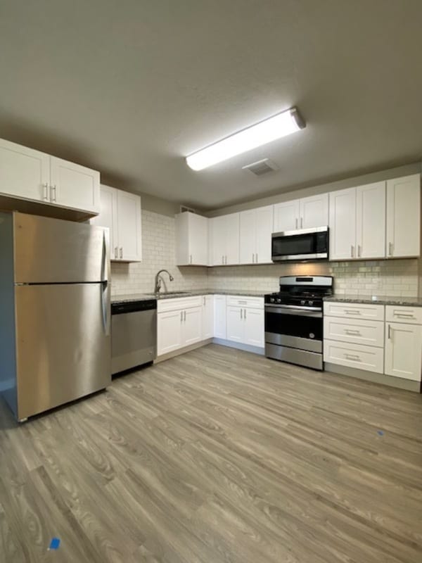 Photo - 724 E Euclid Ave Condo