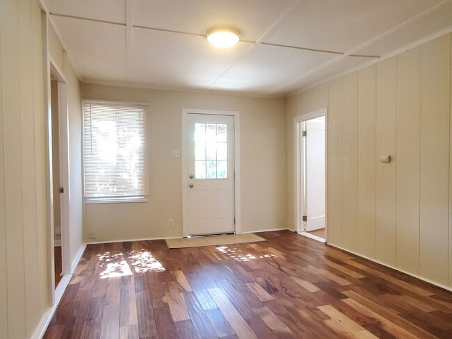 324-342 S Buena Vista Ave