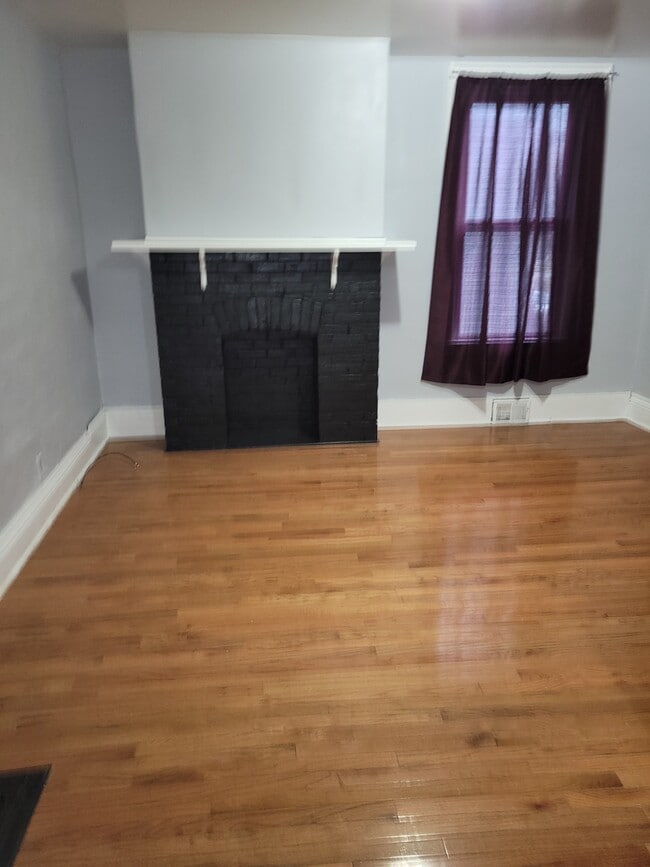 Photo - 376 W Delavan Ave