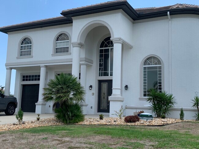 Photo - 17 Mahoe Dr S