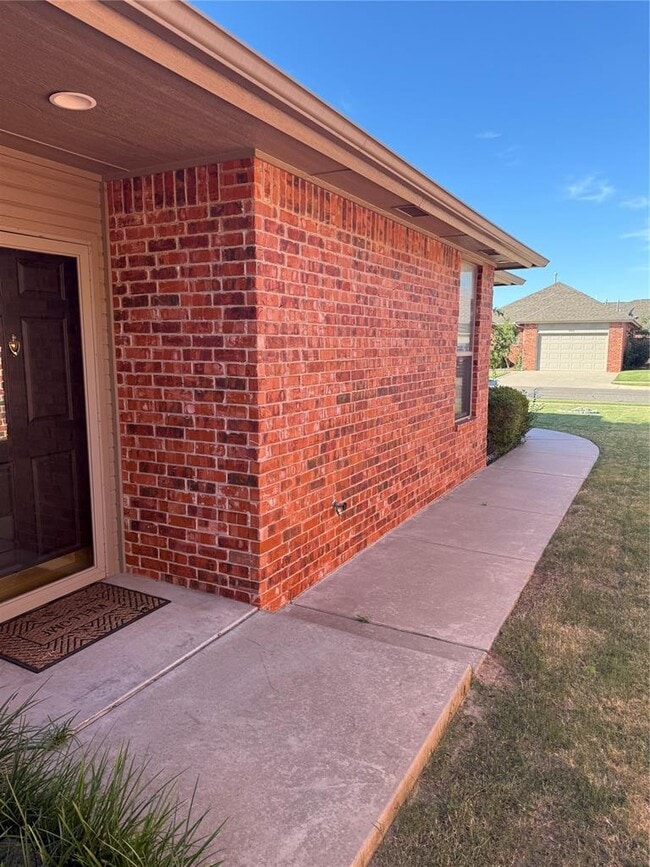 Photo - 9220 Roadrunner Ave