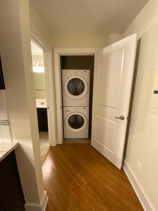 Photo - Lovell Square