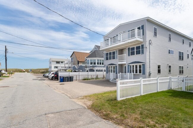 2 Groveland St