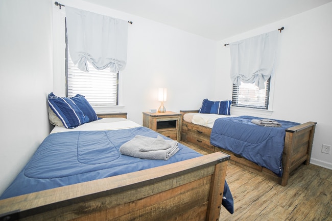 Photo - 1601 Herman St