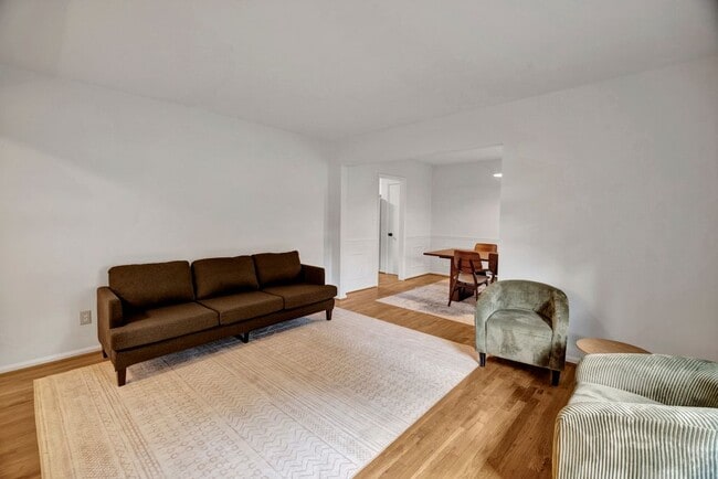 Photo - 3541 W Lakeside Dr