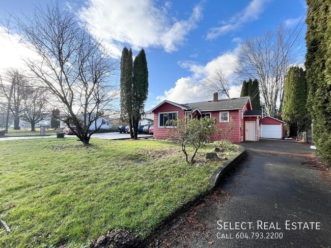 Photo - 9237 Woodbine St