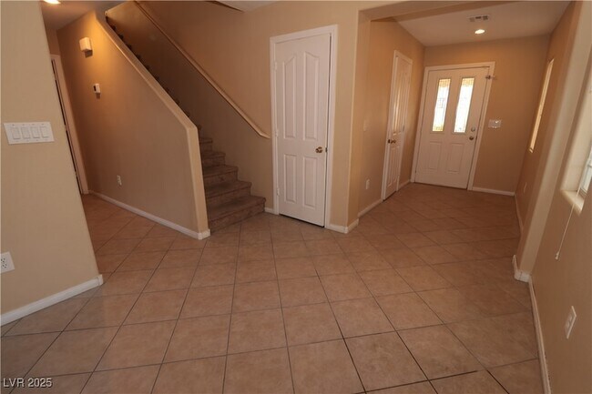 Photo - 5940 Feral Garden St