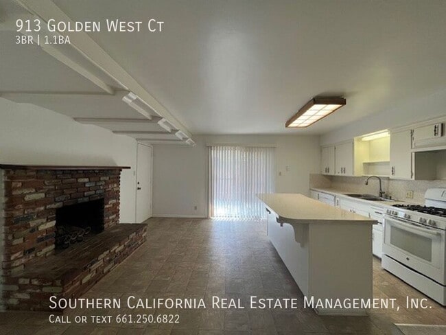 Photo - 913 Golden W Ct