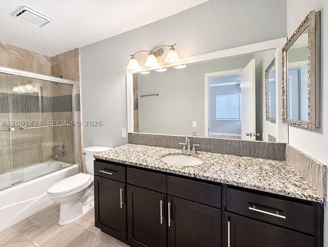 22344 Palomita Dr