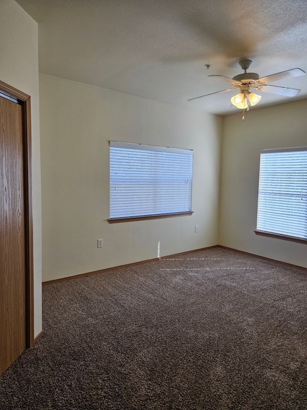 Photo - 1000 Diamond Dr Unidad 1301