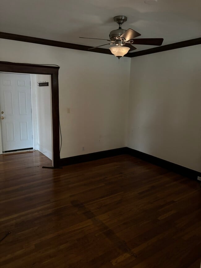 Photo - 22 Chiswick Rd Unit #7